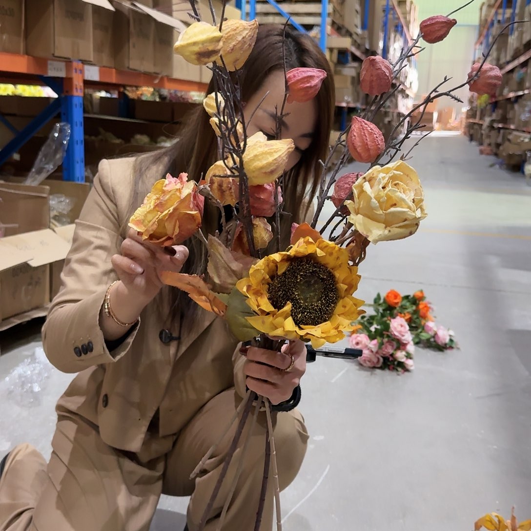 99号「闪购」仿真花，公主请下单