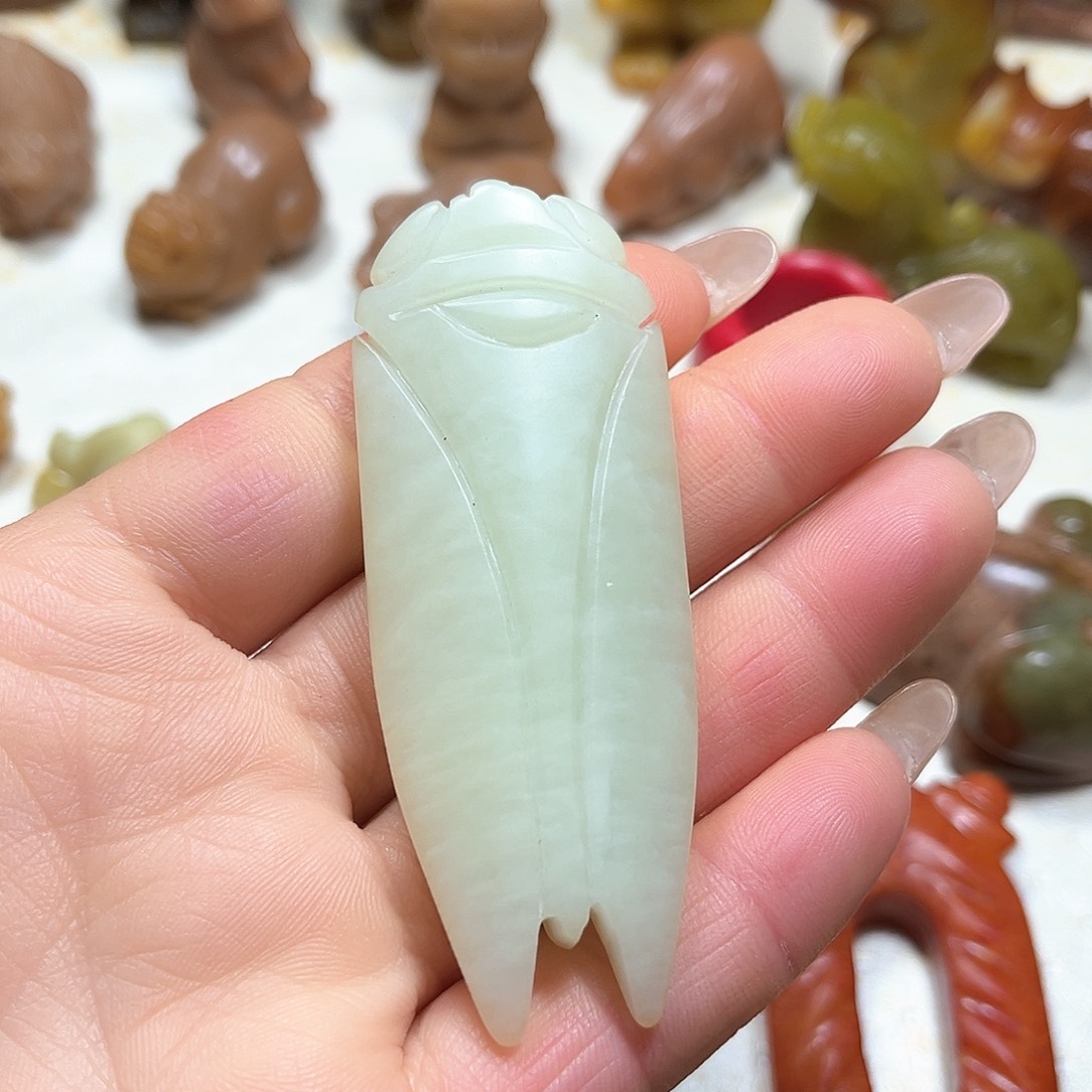 白玉菩提吊坠白玉菩提吊坠