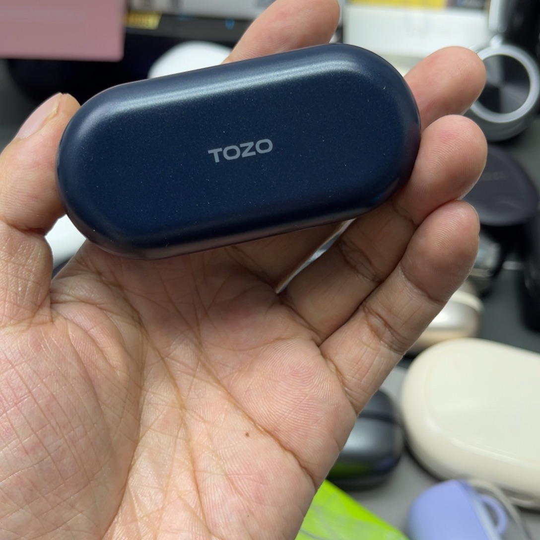 蓝色tozo T12 入耳