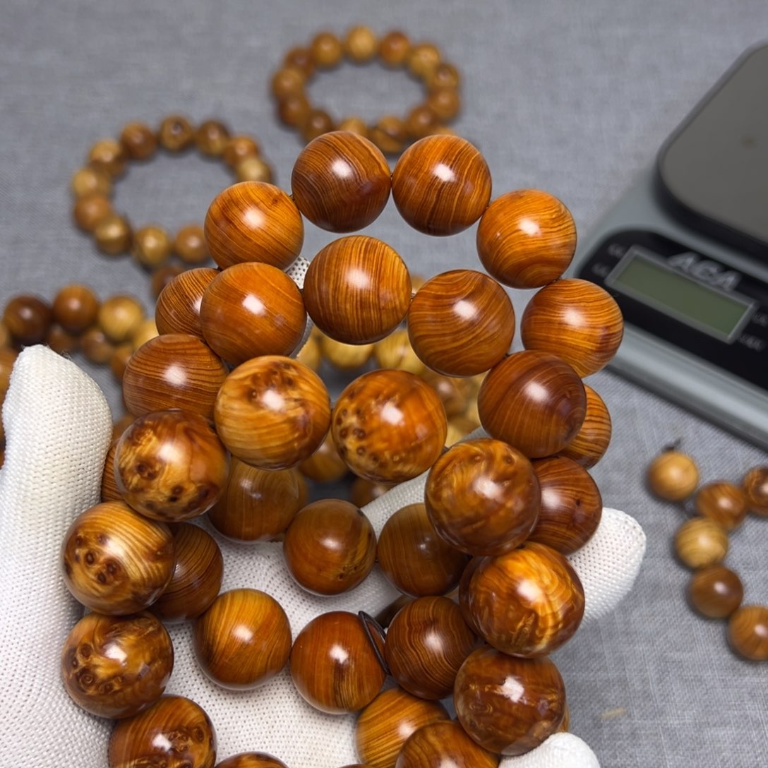 *****柏木（崖柏）太行崖柏2.0手串三条