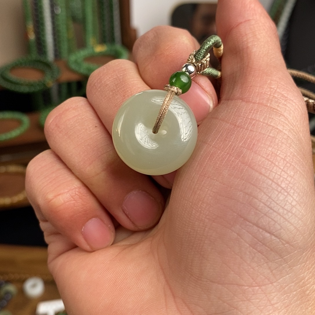 和田玉吊坠(不含链)未镶嵌平安扣