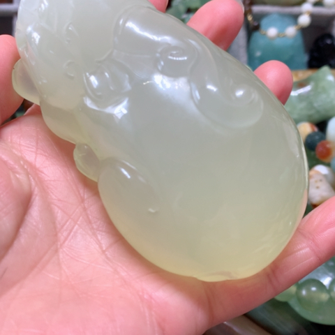 蛇纹石玉手把件未镶嵌