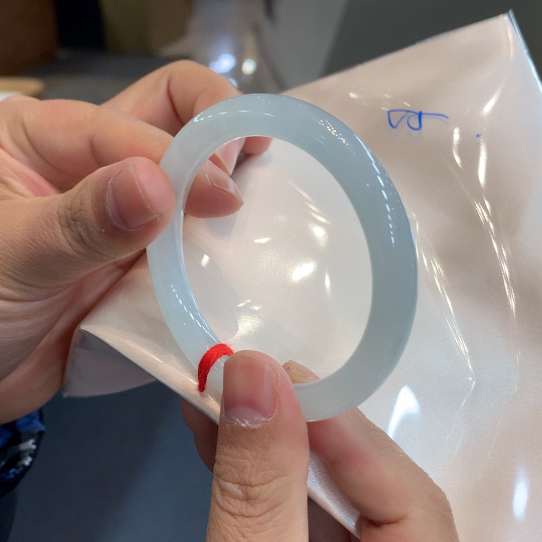 翡翠未镶嵌手镯手镯