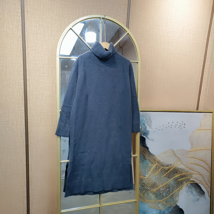 AF204孕妇灰色毛衣裙