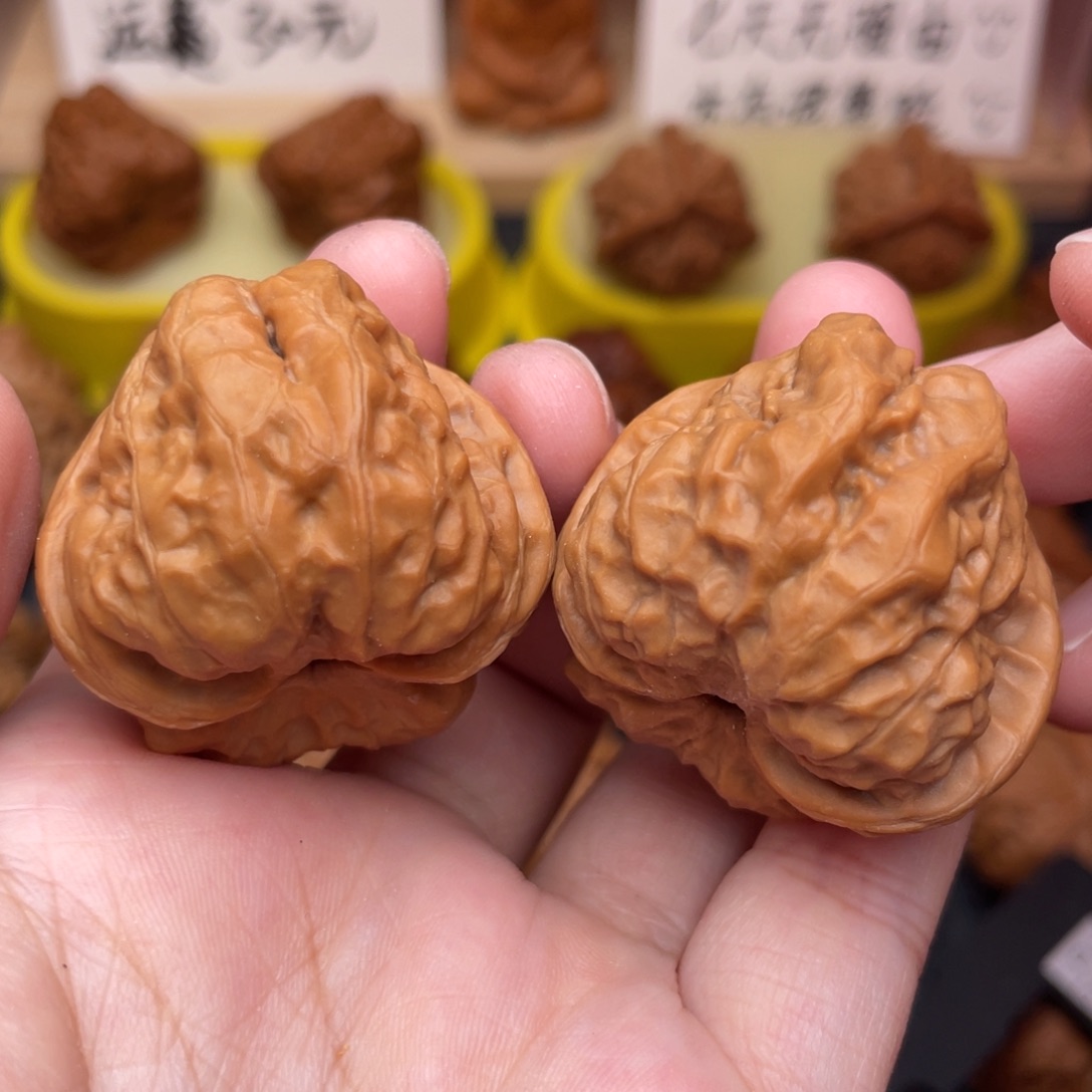 文玩核桃把件蛤蟆）