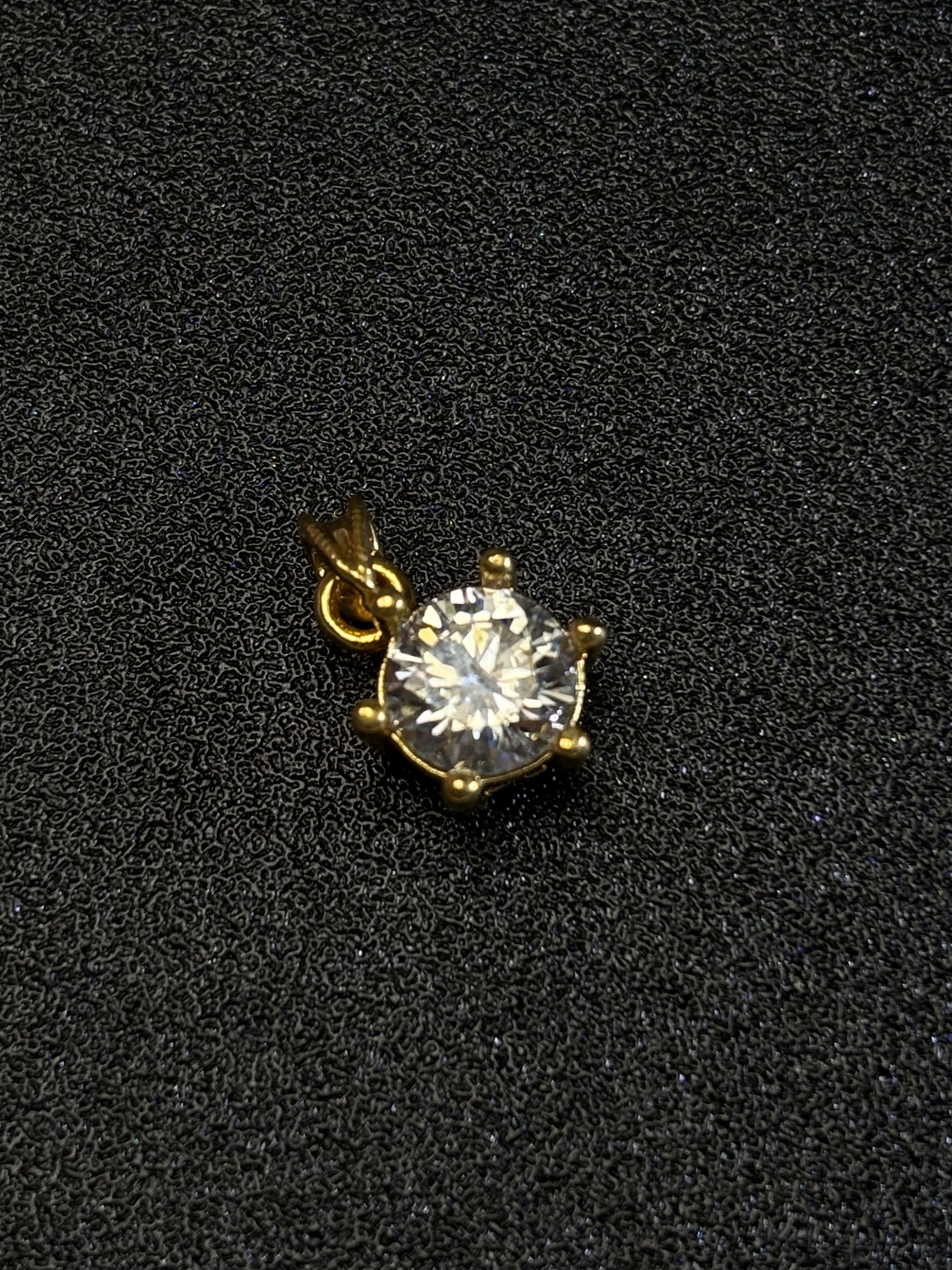 【合成/培育】18k金 Au750 吊坠（莫桑钻）091（送项链）