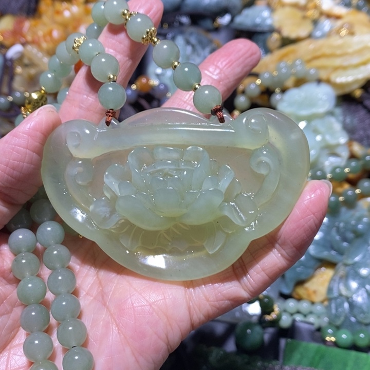 岫玉岫玉吊坠未镶嵌
