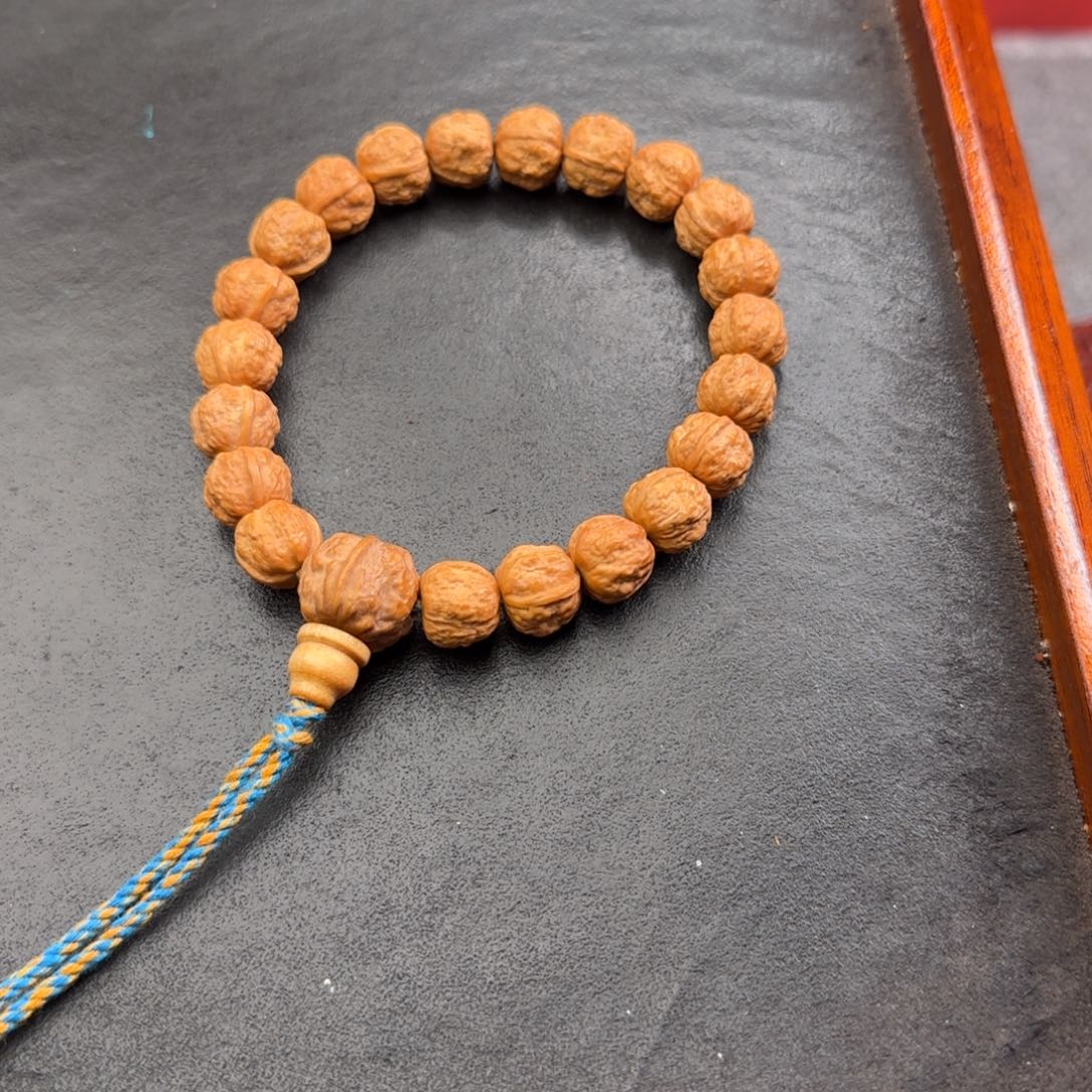 猴头核桃吊坠不****我精品