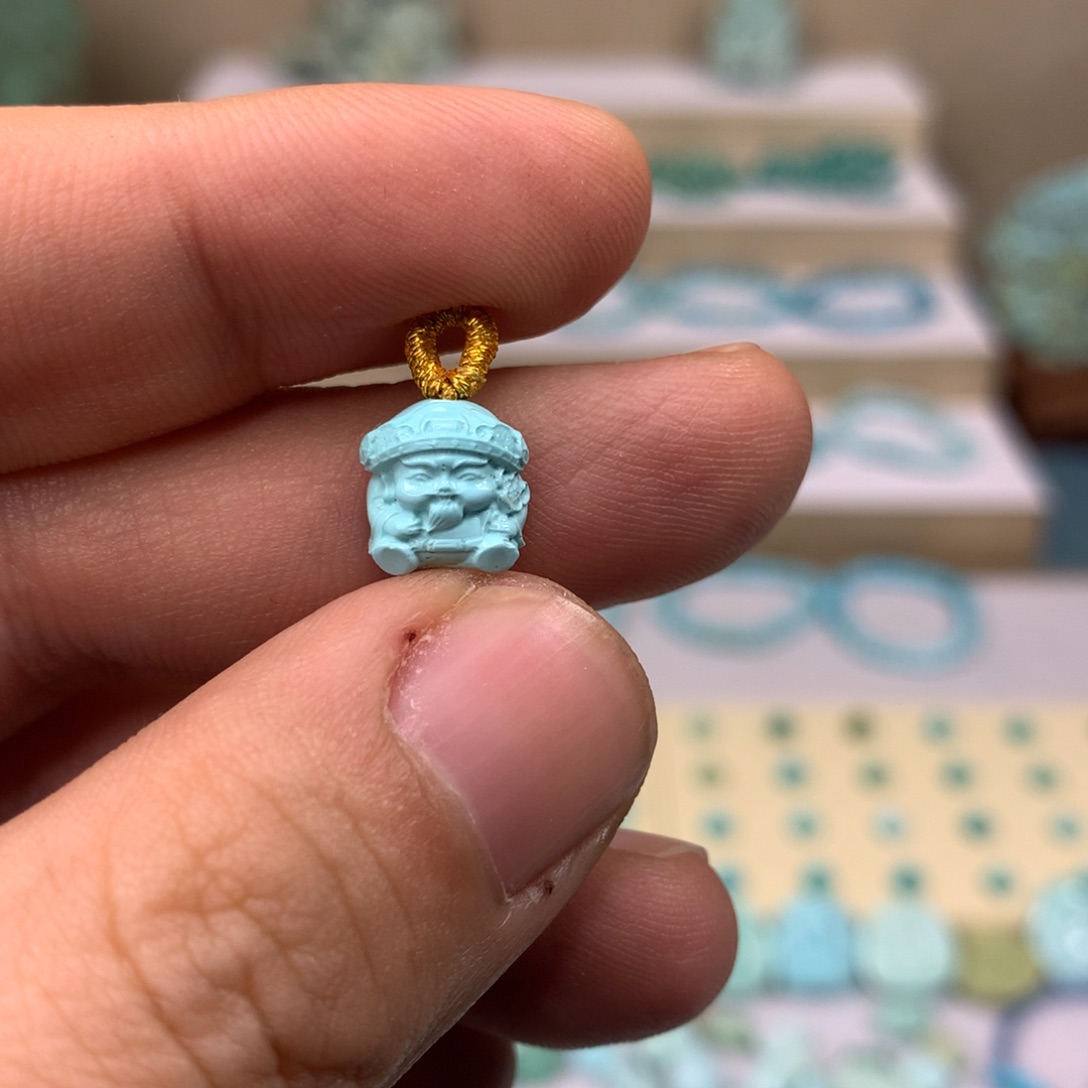 绿松石配饰未镶嵌