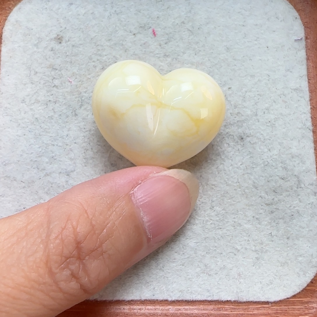琥珀未镶嵌珠宝奇石佳*定制