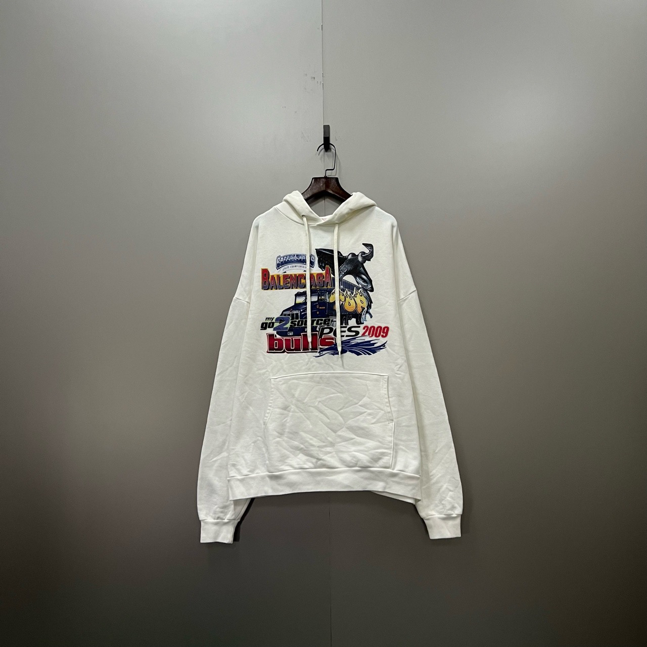 95新 Balenciaga/巴黎世家 （bb）白色图案字母logo帽衫 M码/202991