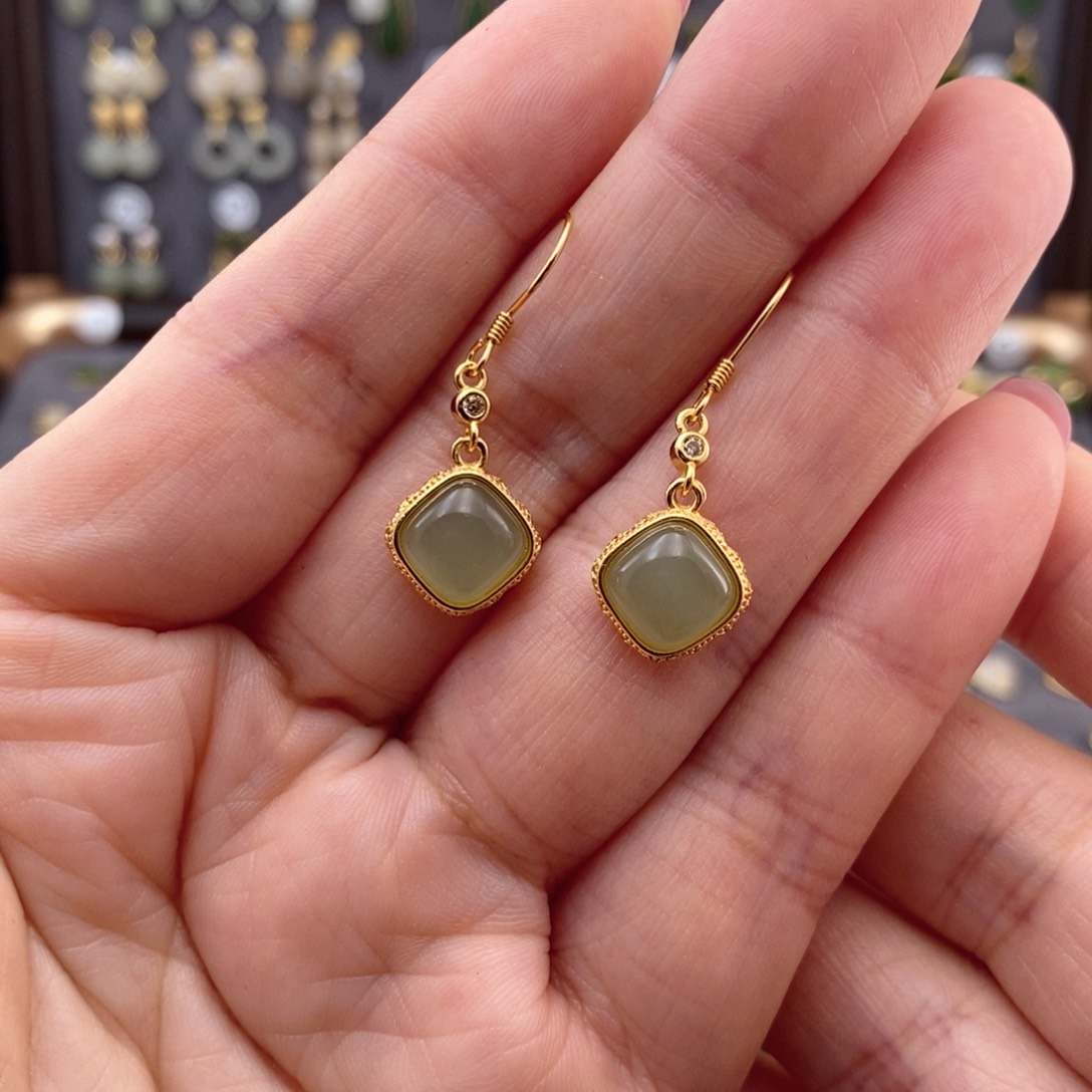 银S925镶嵌和田玉耳饰