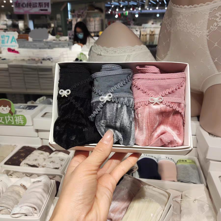 未拆礼物 中腰法式纯欲蕾丝透气亲肤女士三角内裤