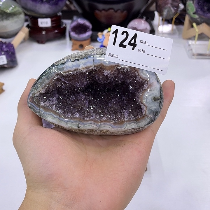 水晶未镶嵌大型摆件（非配饰）