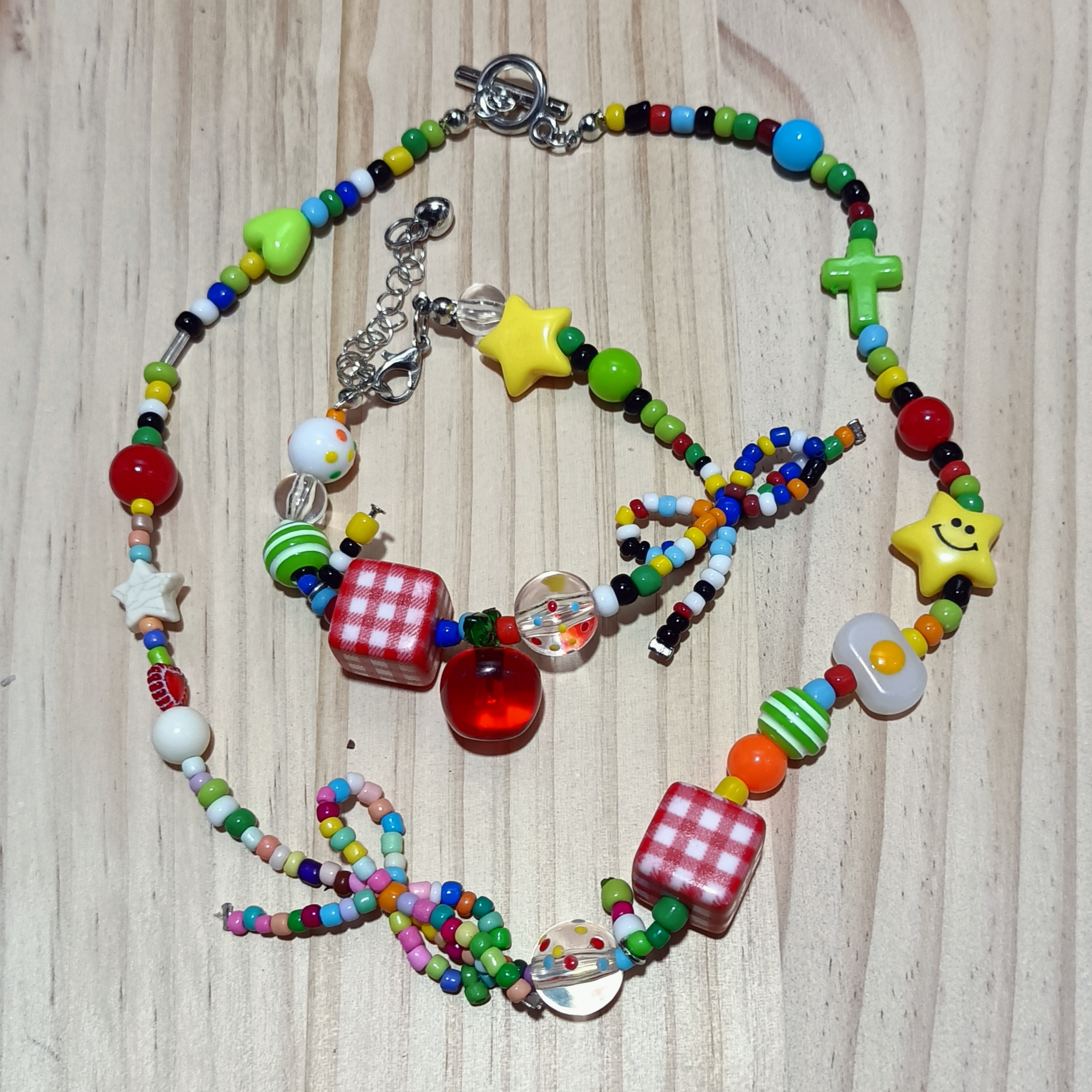 合金亚克力项链 多巴胺彩色串珠蝴蝶结女款可爱甜美锁骨链配饰