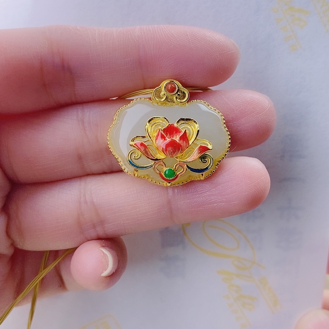 和田玉颈饰银S925镀金镶嵌