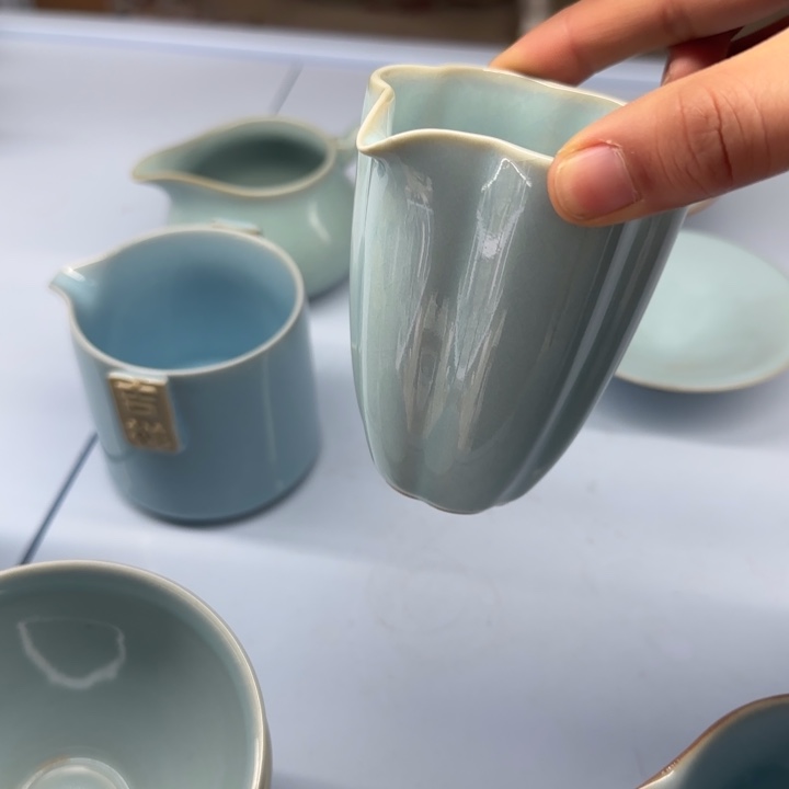 微瑕天青梅花公道