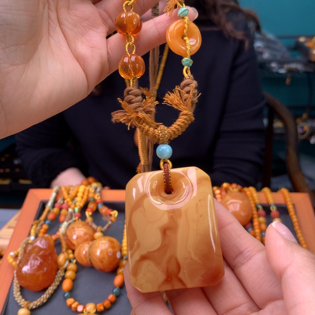 蜜蜡未镶嵌颈饰天然