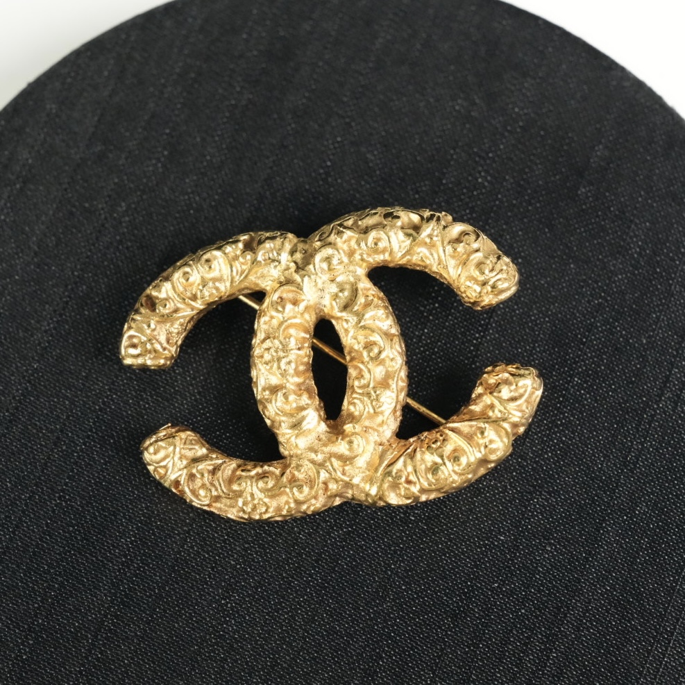 Chanel 中古熔岩胸针 小号