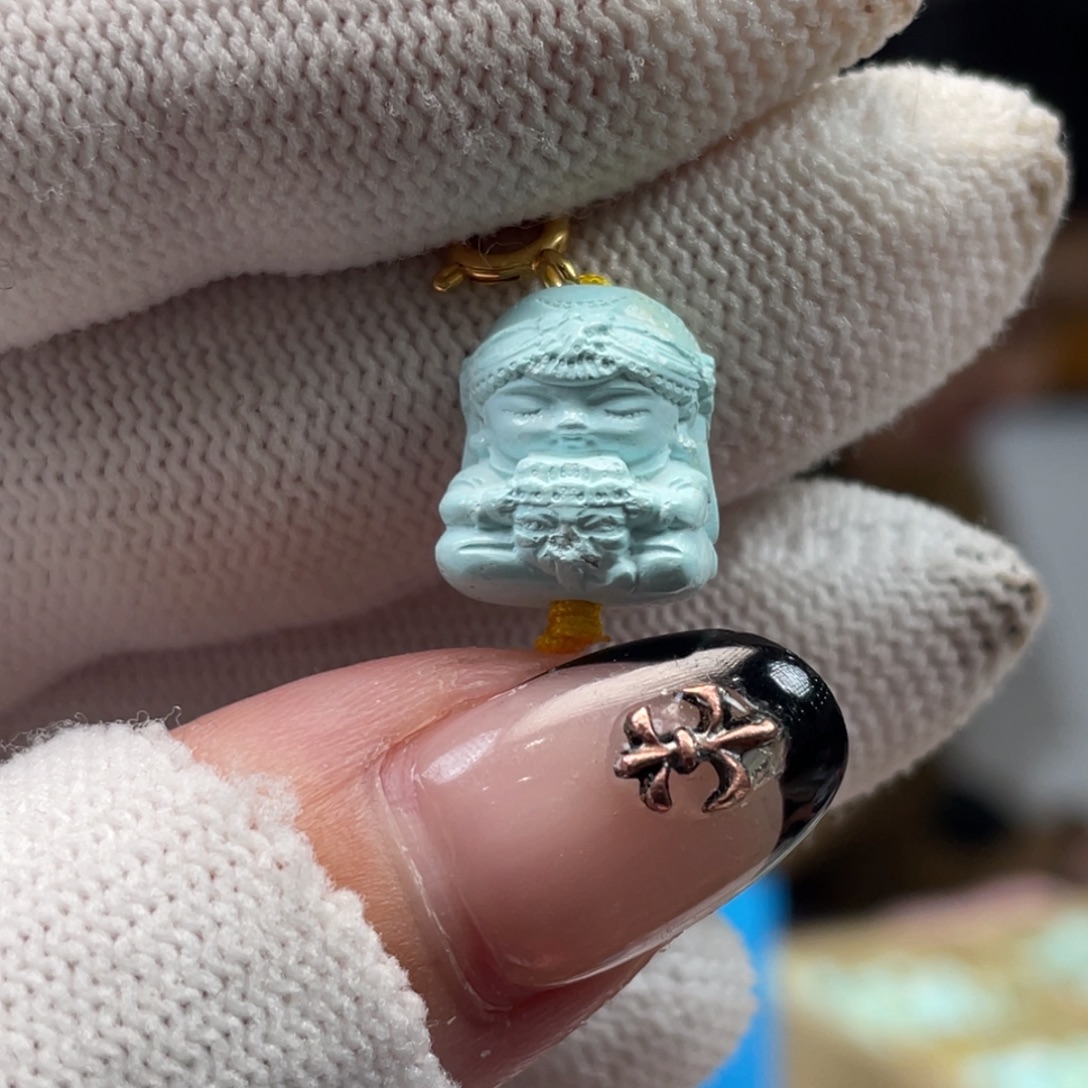 绿松石未镶嵌挂件