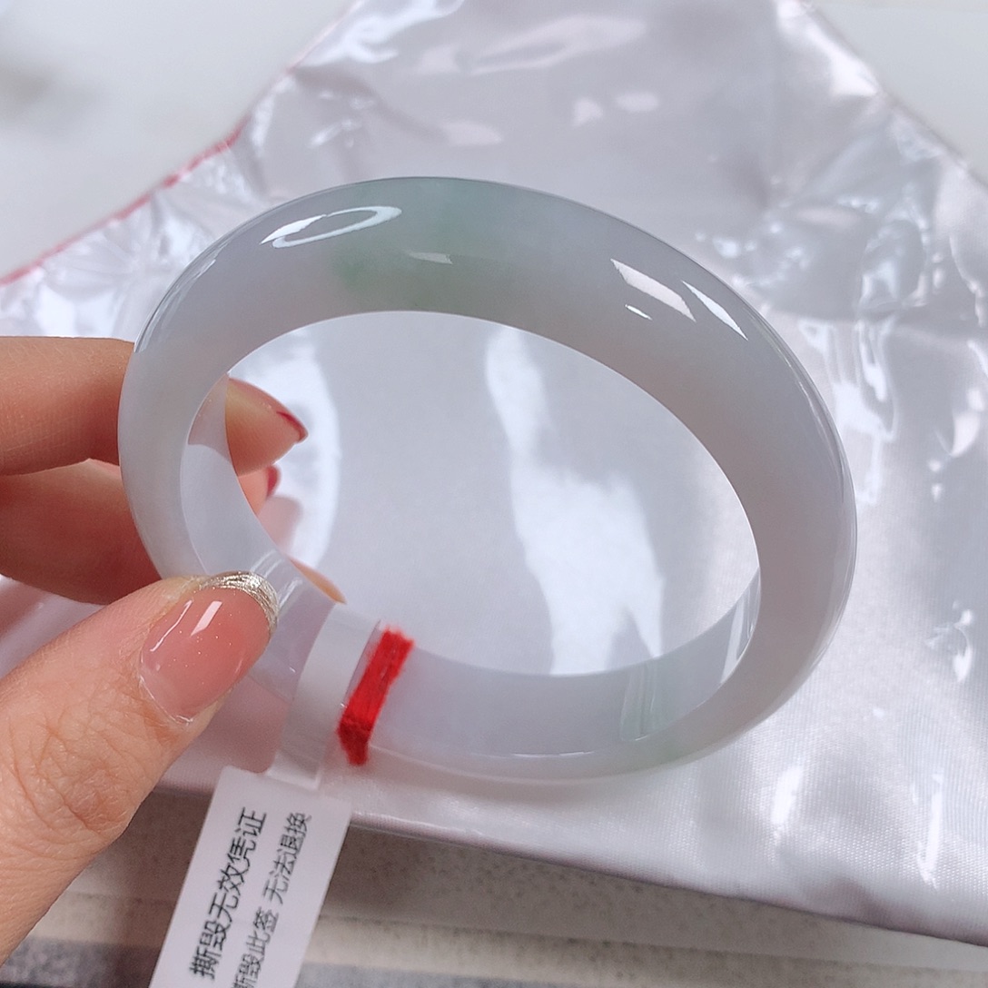 翡翠手镯未镶嵌 正圈①①⑨