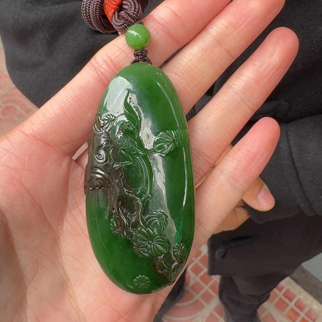 和田玉吊坠未镶嵌220泓远