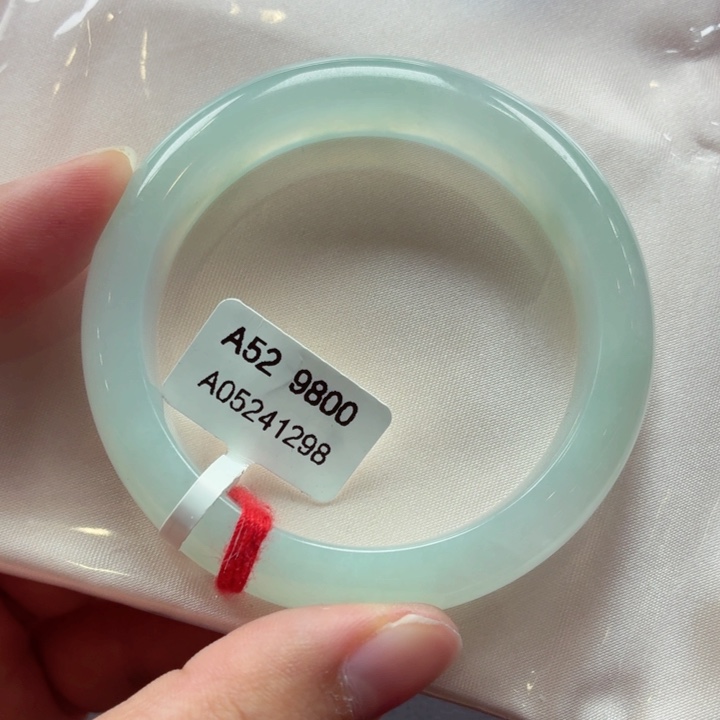 翡翠未镶嵌手镯天然缅甸A货翡翠（胶胶润润）