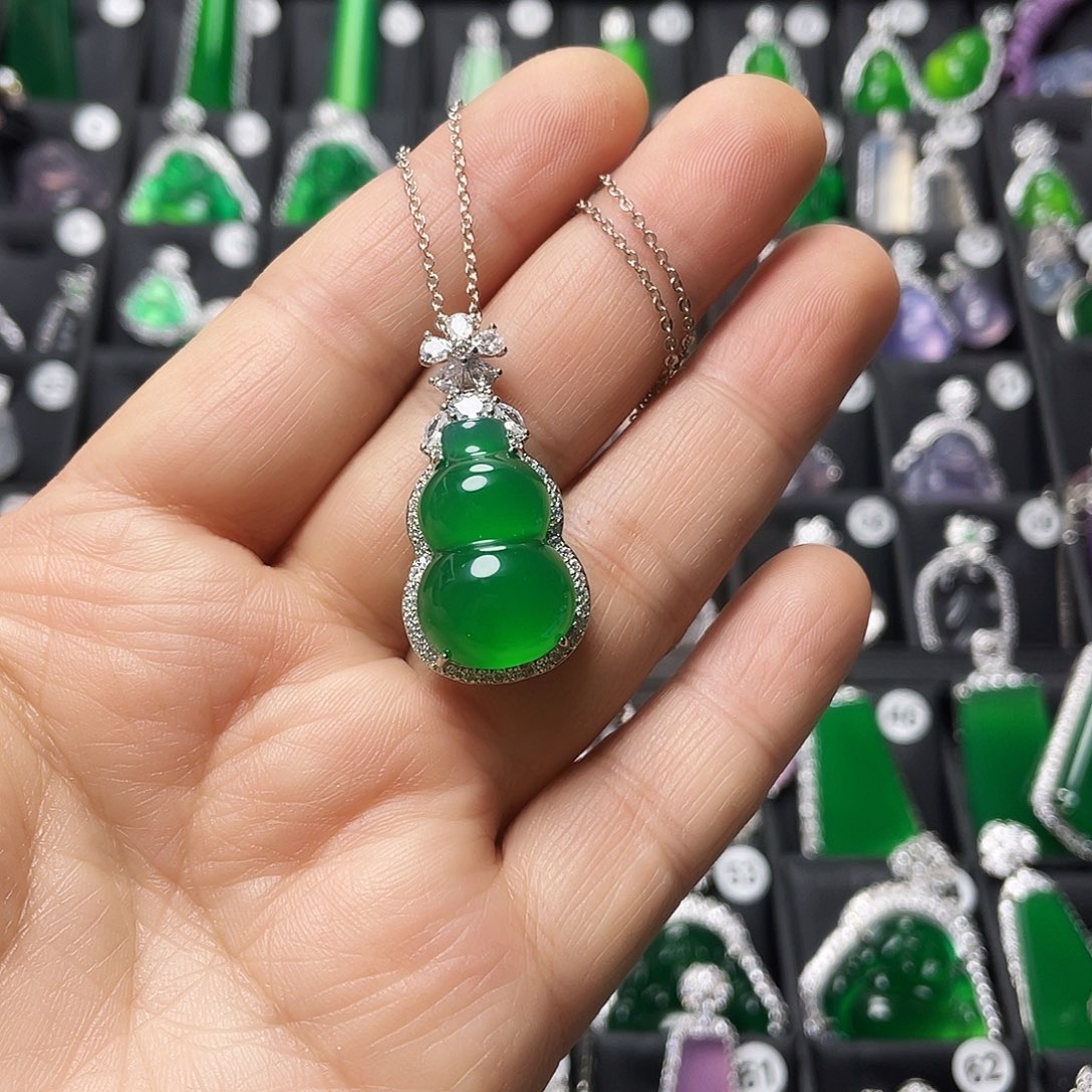 玛瑙/玉髓合金颈饰