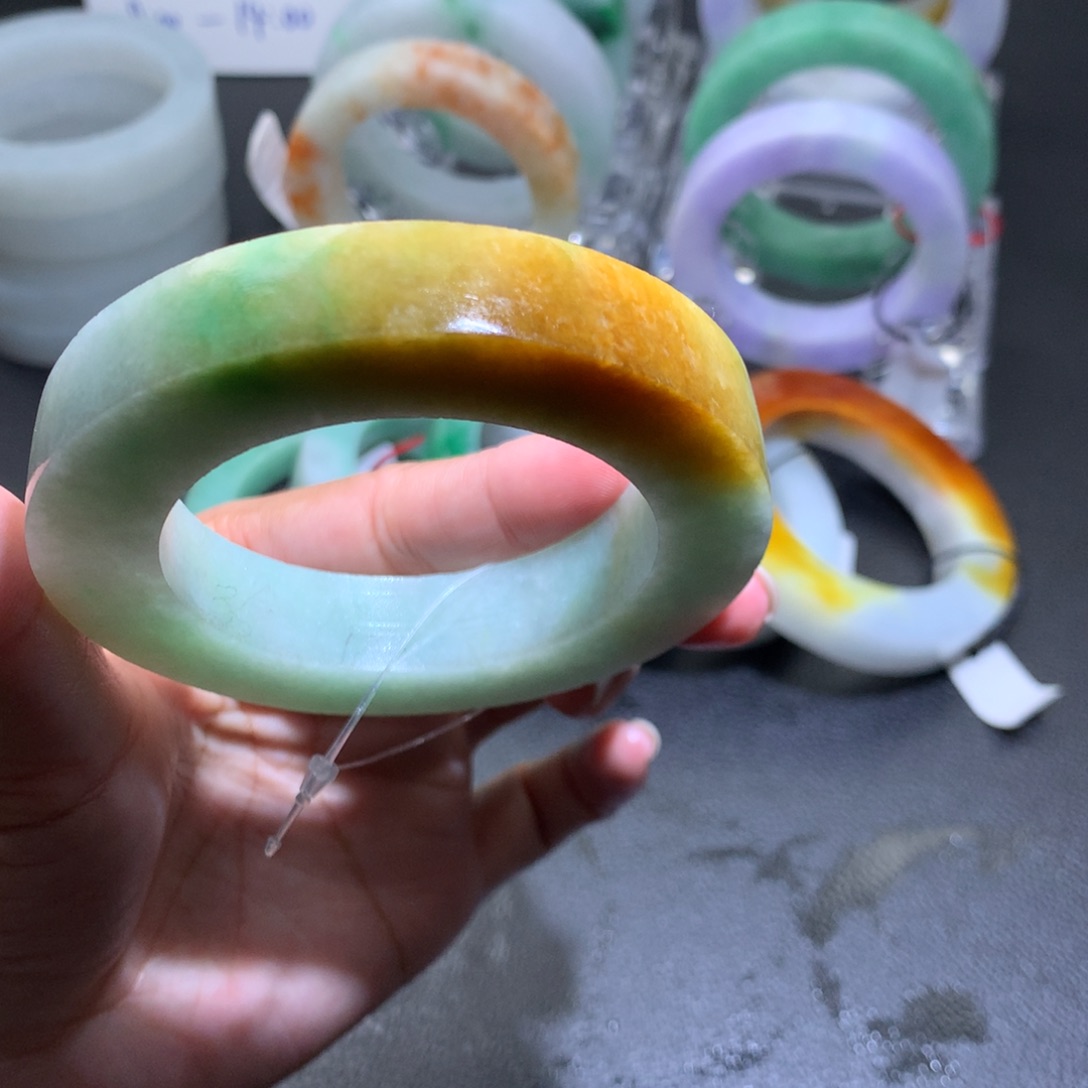 未镶嵌黄家绿定制翡翠13号