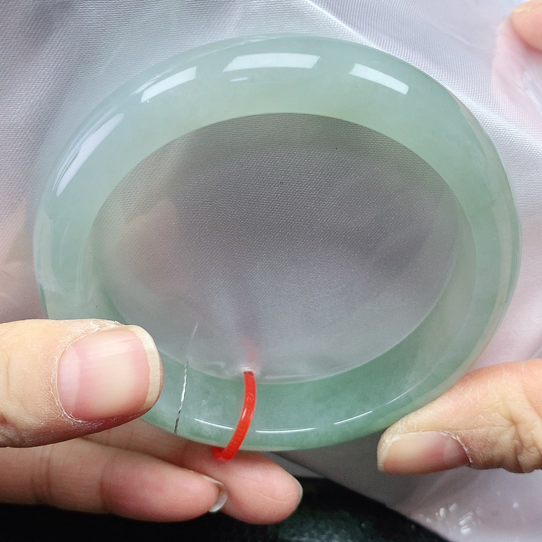 翡翠手镯未镶嵌58圈