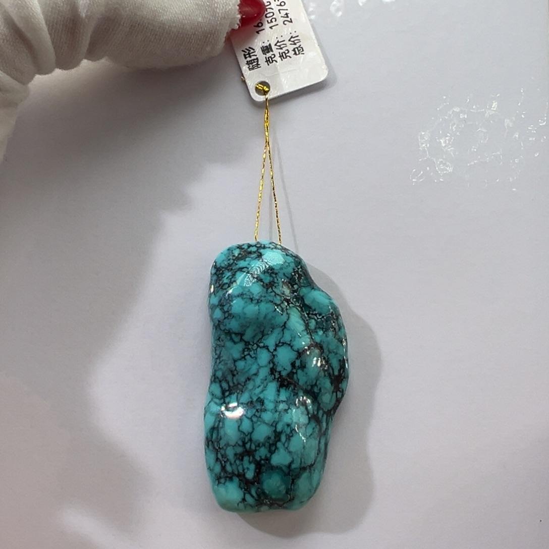 绿松石未镶嵌挂件