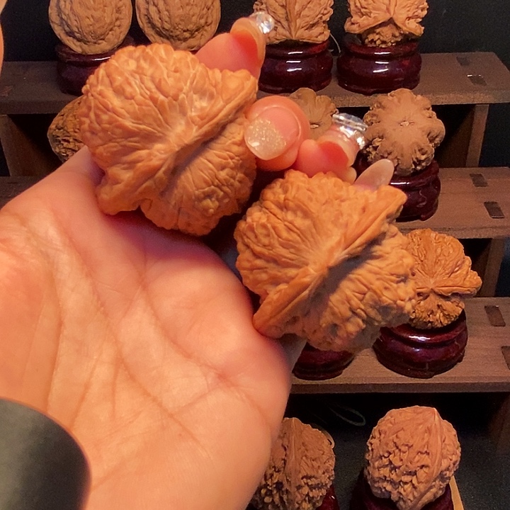 文玩核桃吊坠43全品血麒麟