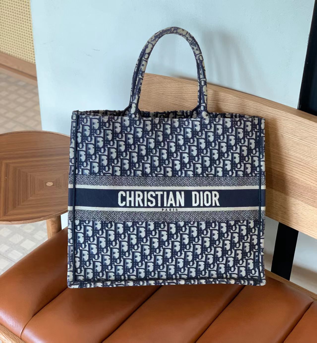 99新 DIOR/迪奥 壹臻/老花刺绣tote大号 17643721