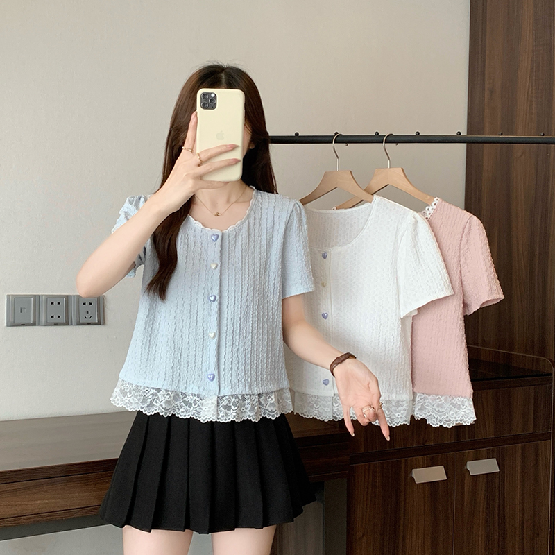 【又又】大码肌理感蕾丝花边爱心纽扣小衫女夏季气质开衫短袖上衣