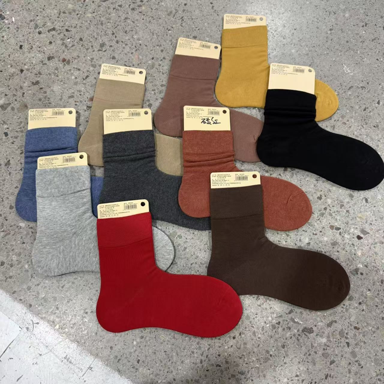 ME1920四季款直角中筒男袜舒适百搭