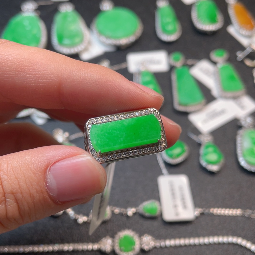 翡翠吊坠(不含链)银S925镶嵌