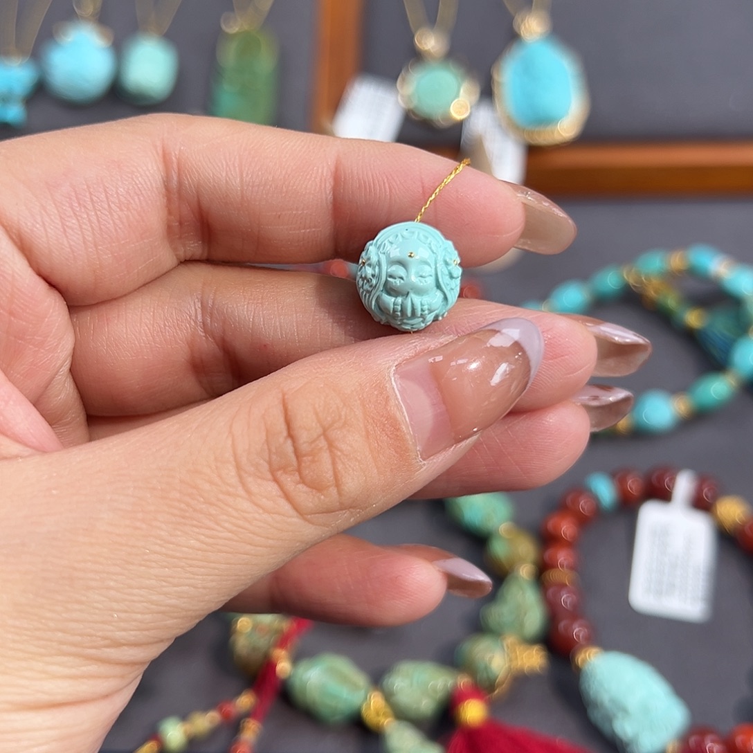 绿松石未镶嵌把件美人鱼圆珠