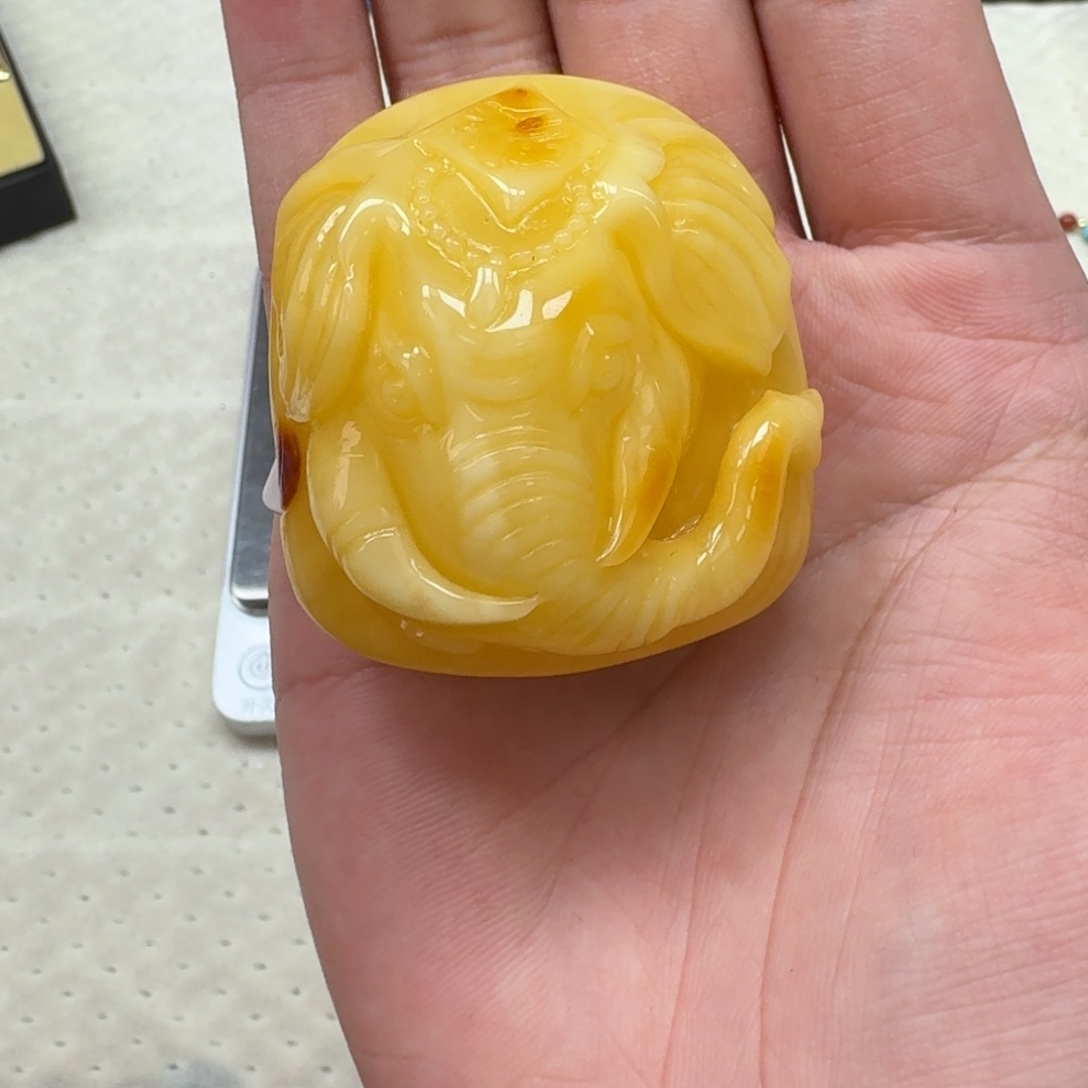 琥珀未镶嵌珠宝奇石517