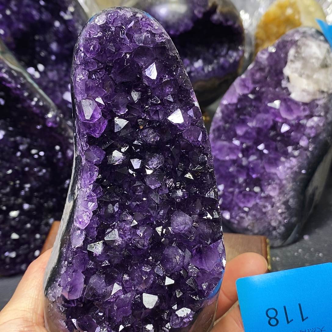 水晶大型摆件（非配饰）未镶嵌