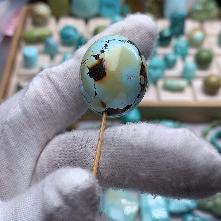 绿松石未镶嵌珠宝奇石直径22+特色枣珠18.5克