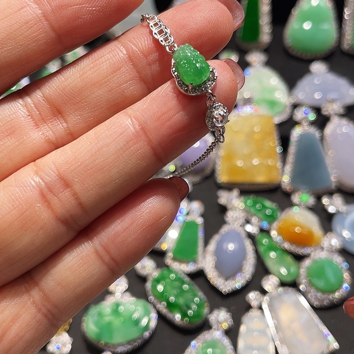 翡翠银S925镶嵌颈饰