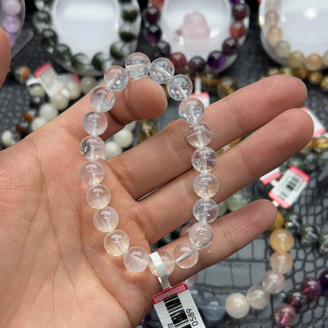 水晶手链未镶嵌好看