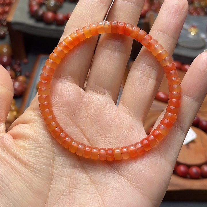 未镶嵌手串5多样性发1南红玛瑙