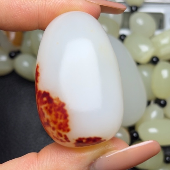 和田玉未镶嵌珠宝奇石