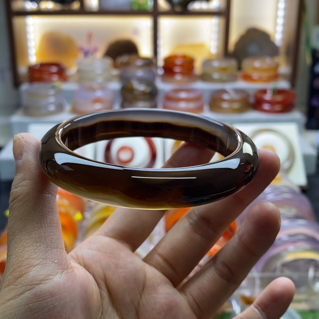 手镯玛瑙/玉髓未镶嵌