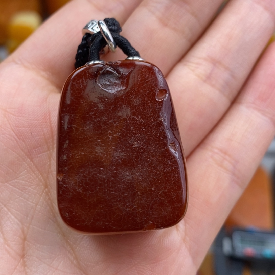 琥珀吊坠(赠链)未镶嵌