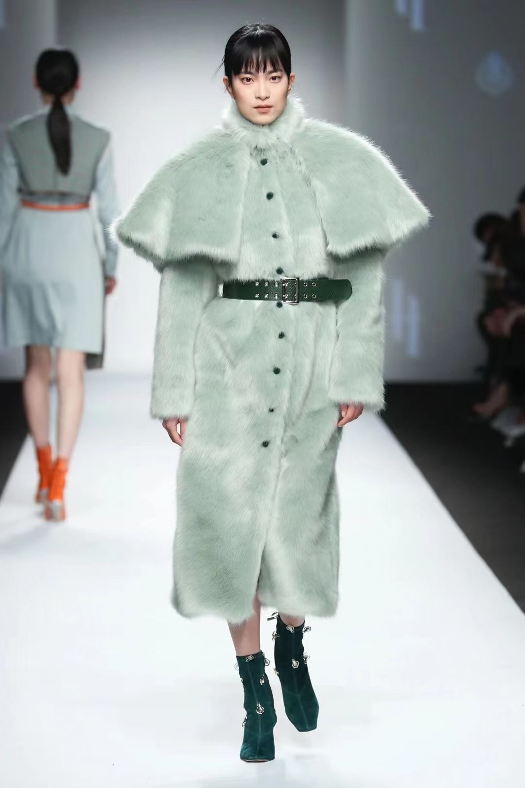 十一女装 孤品默认微瑕  