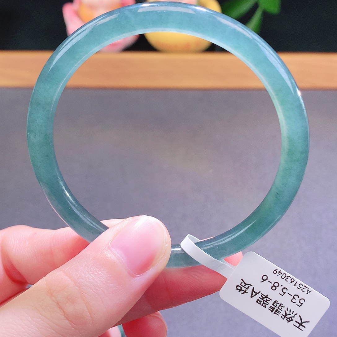 翡翠未镶嵌手镯天然翡翠