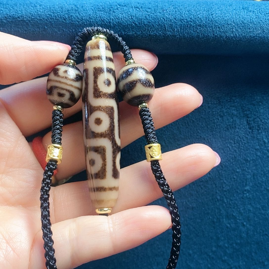 玛瑙/玉髓颈饰未镶嵌藤*