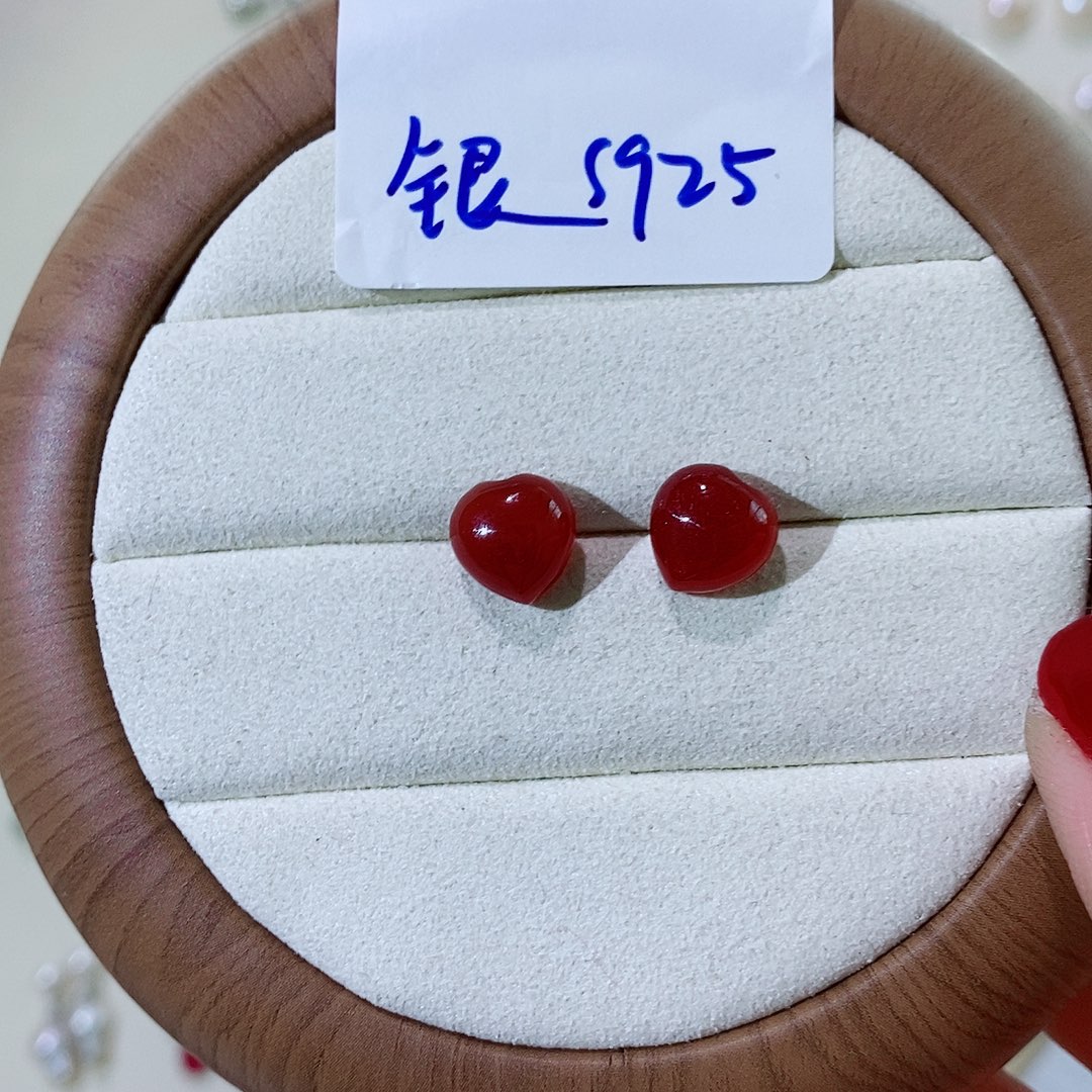 银S925镶嵌耳饰淡水珍珠